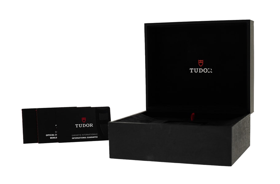 Tudor Black Bay GMT M79833MN-0001